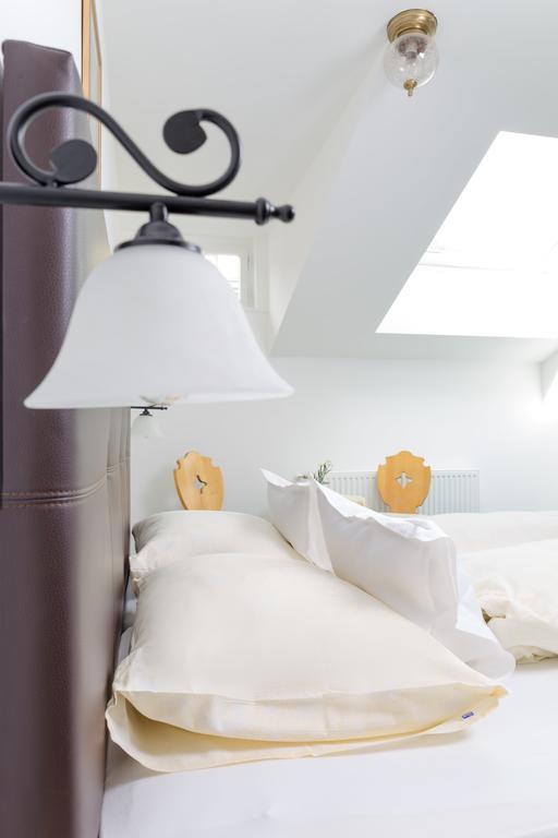 سيرفاوس Hotel Tirolerhof المظهر الخارجي الصورة