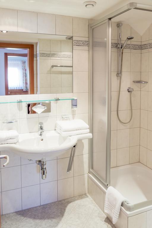 سيرفاوس Hotel Tirolerhof المظهر الخارجي الصورة
